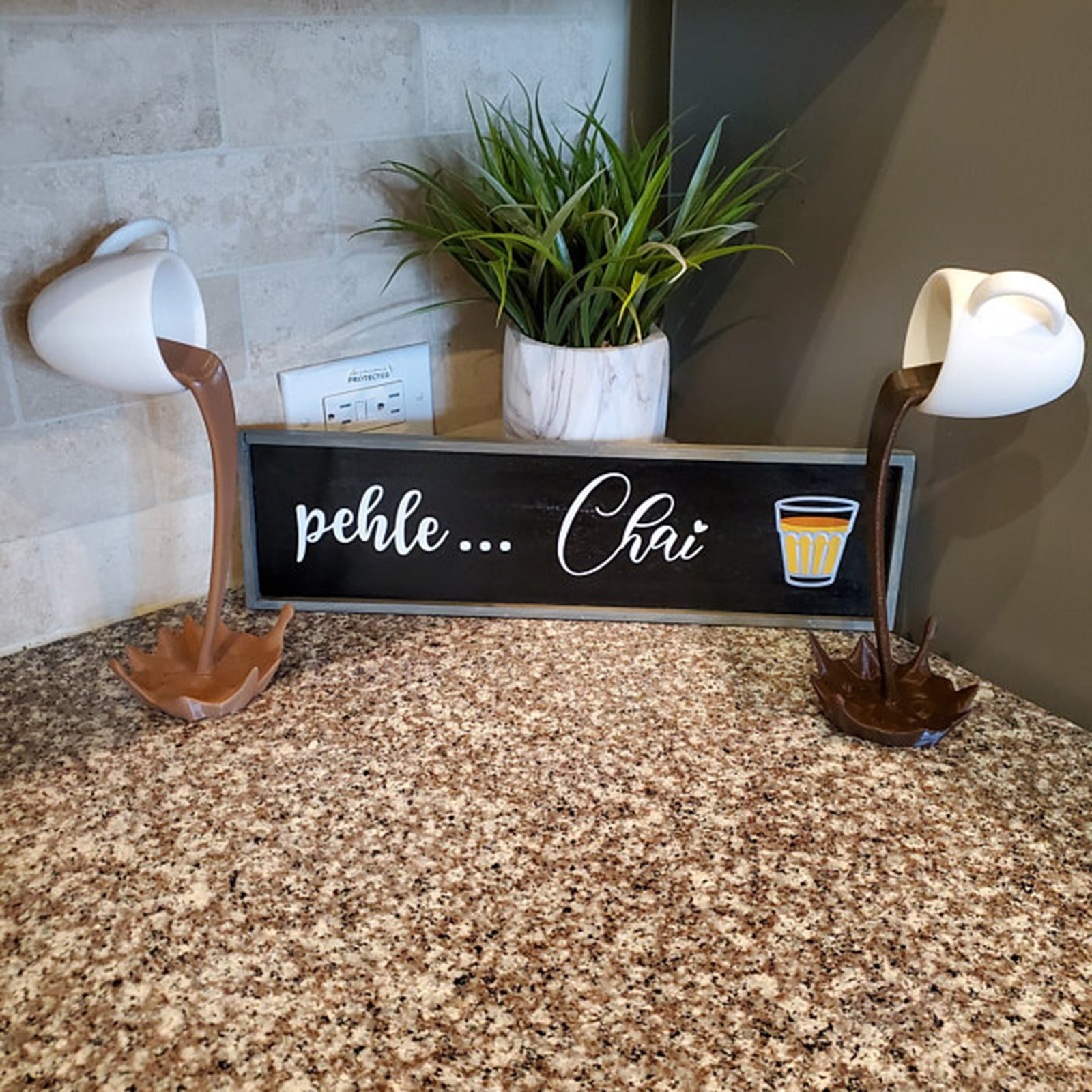 XMMSWDLA Floating Coffee Cup Mug Sculpture Kitchen Decor Pouring Spilling Decoration Suspended Coffee Cup Standing Mug Resin Coffee Cup Decorated Brown - Image 8