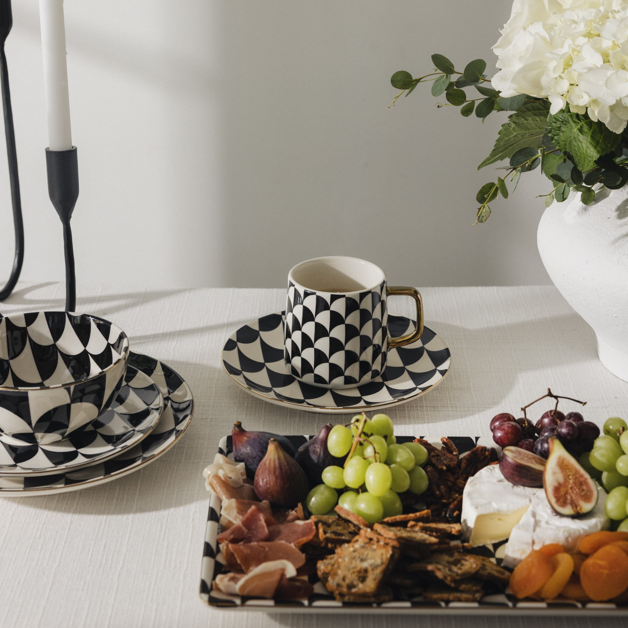 Thyme & Table 14 fl oz Emmett Black and White Stoneware Mug - Image 4