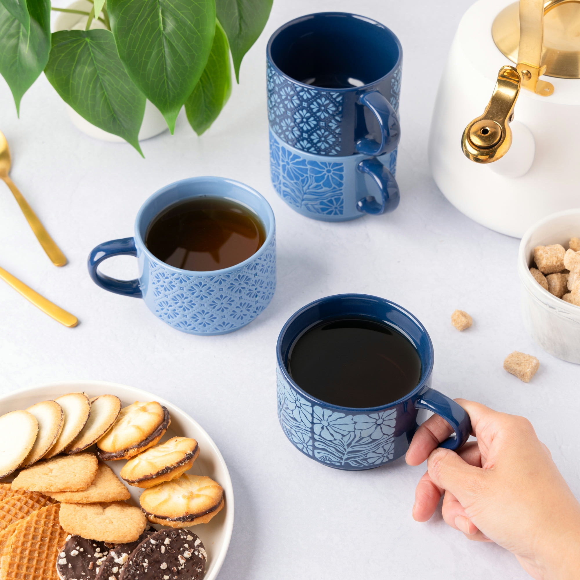 Thyme & Table 11.1 fl oz Blue Flowers and Blue Shapes Stoneware Stacking Mugs with Wire Rack, Set of 4 - Image 6